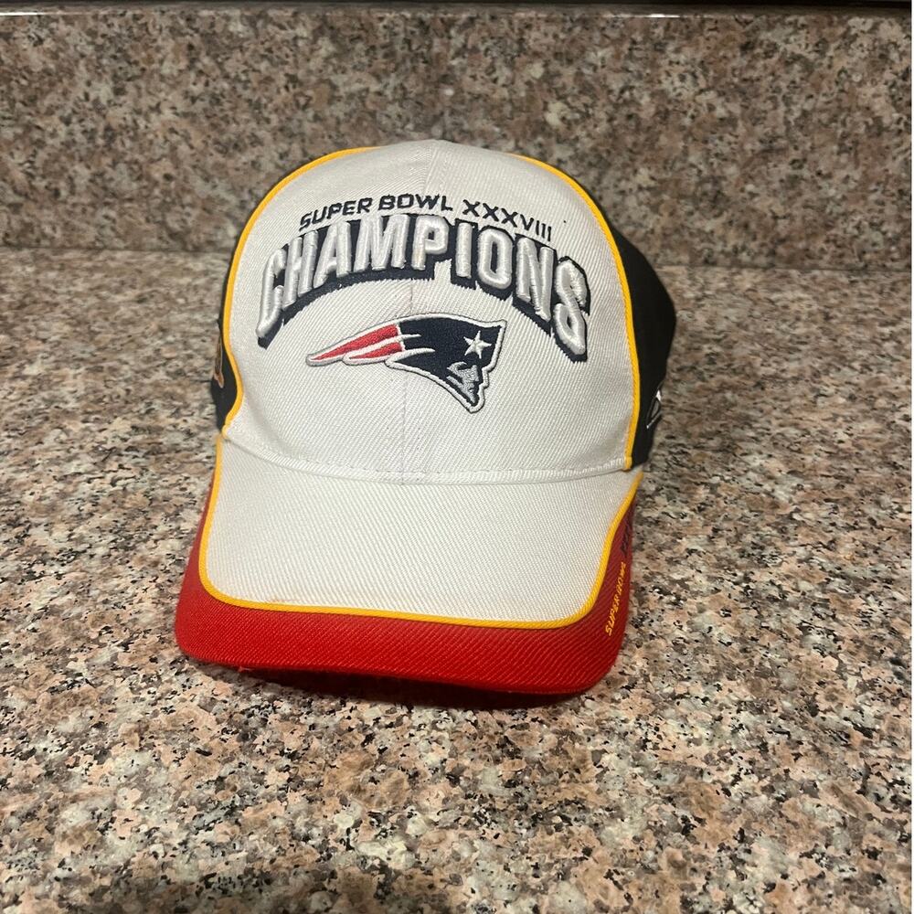 New England Patriots Super Bowl XXXVIII Champions Hat Cap Reebok NFL New